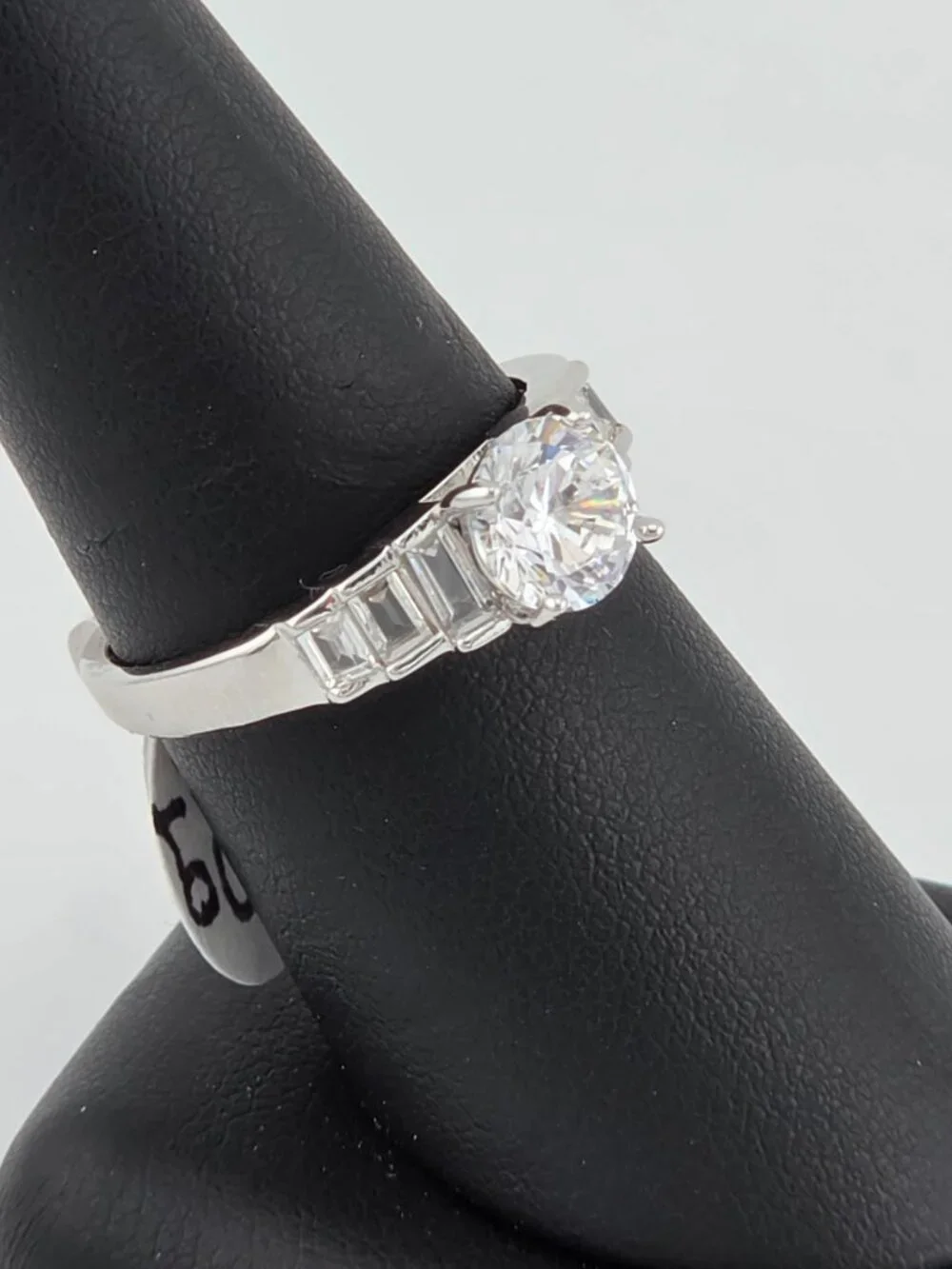 Brand New Sterling Silver 925 Escalating Baguette Design Ring